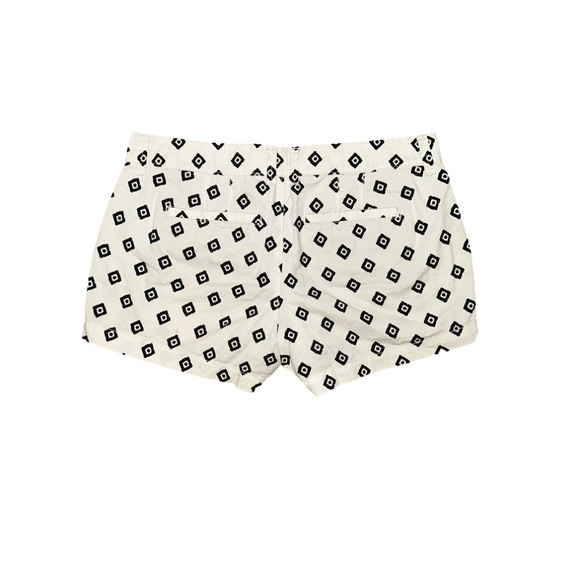 Old Navy Black & White Ikat Shorts size 4✨ - Picture 8 of 9